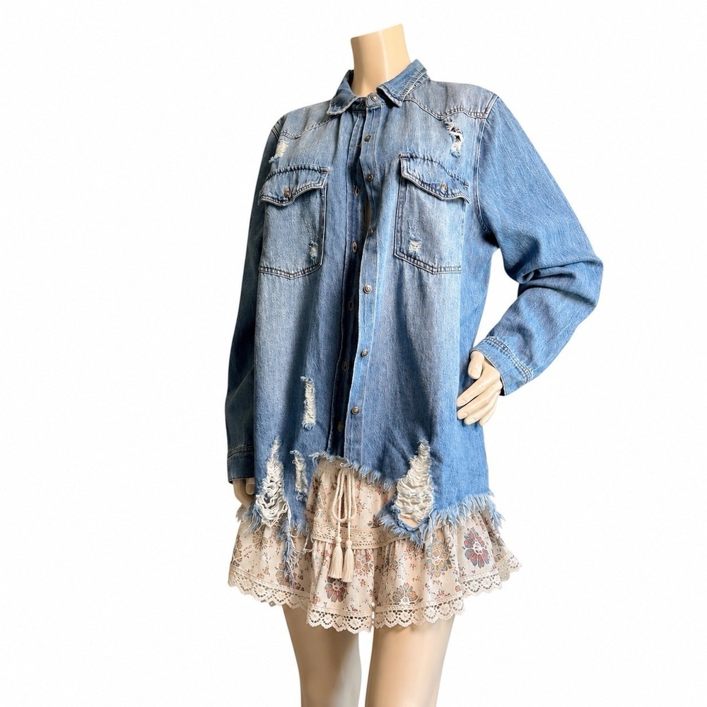 Risen Los Angeles Distressed Denim Shacket Button Up Shirt NWOT 1XL